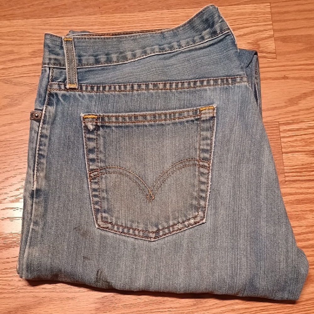 Levi's Light Blue Straight Jeans